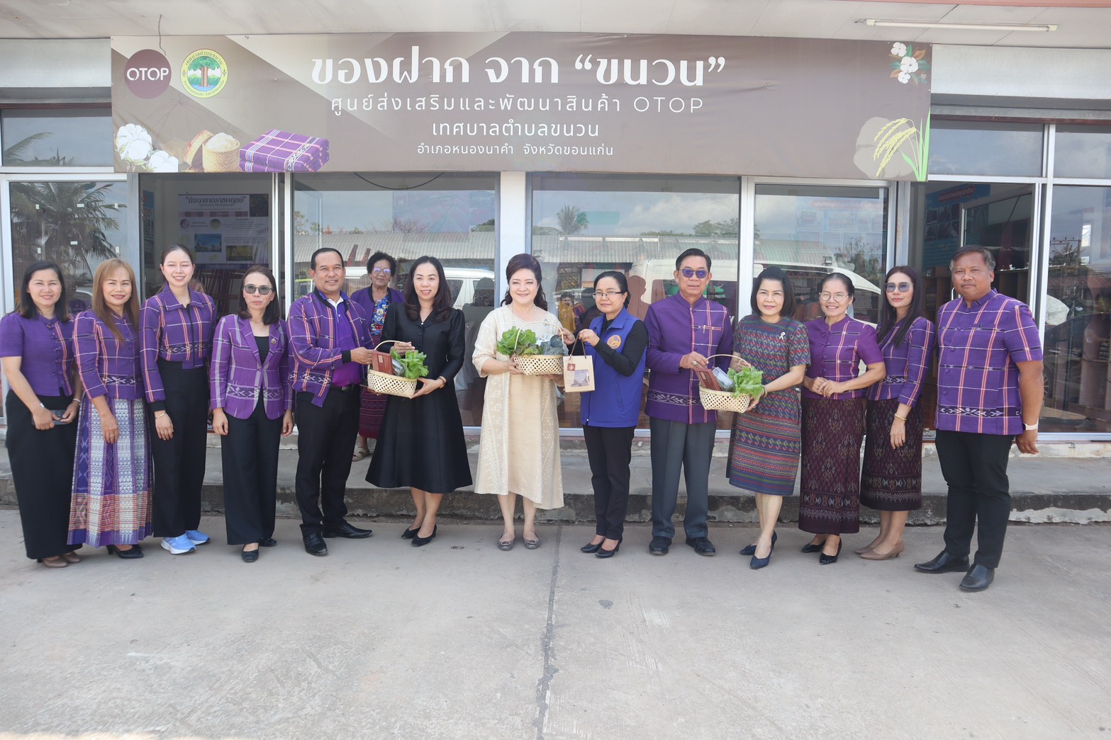 พช.หนองนาคำ : ร่วมลงพื้นที่อำเภอหนองนาคำเพื่อปฏิบัติภารกิจกับเหล่ากาชาดจังหวัดขอนแก่น